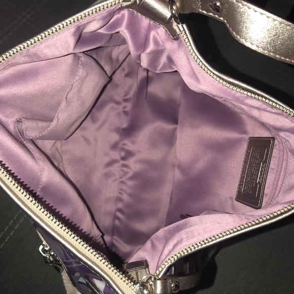 Coach Daisy Kaleidoscope Print Convertible Hobo - Picture 4 of 4